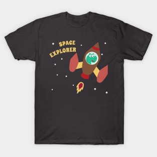 cute dinosaur astronaut play with his rocket. T-Shirt